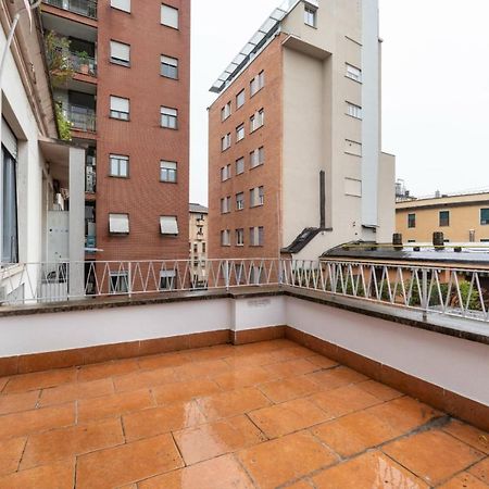 Sant'Ambrogio Bright Apartment With Terrace Milano Dış mekan fotoğraf