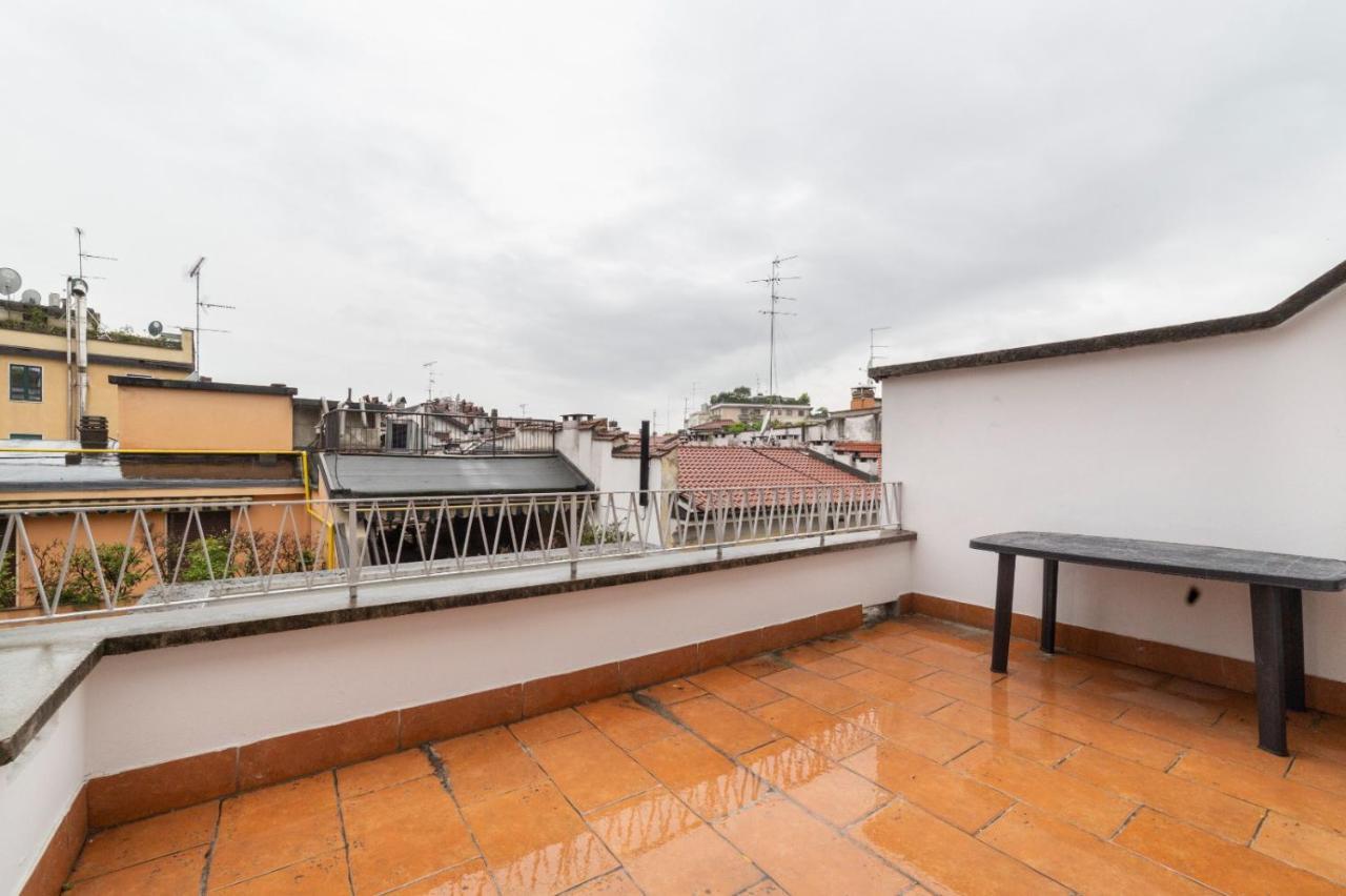 Sant'Ambrogio Bright Apartment With Terrace Milano Dış mekan fotoğraf